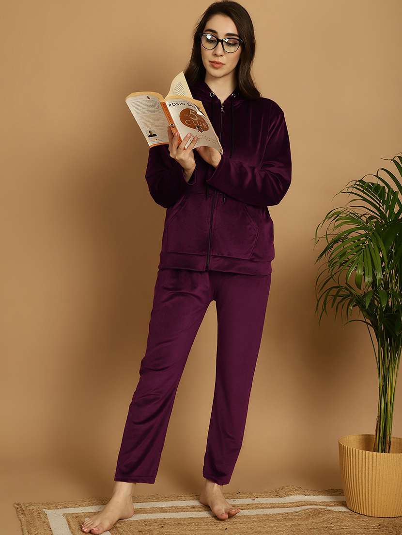 women solid velvet nightwear set - 21687845 -  Zoom Image - 0