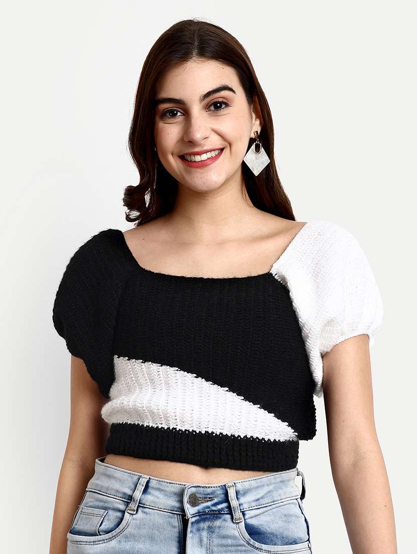 women color block winter wear crop top - 21688468 -  Zoom Image - 0