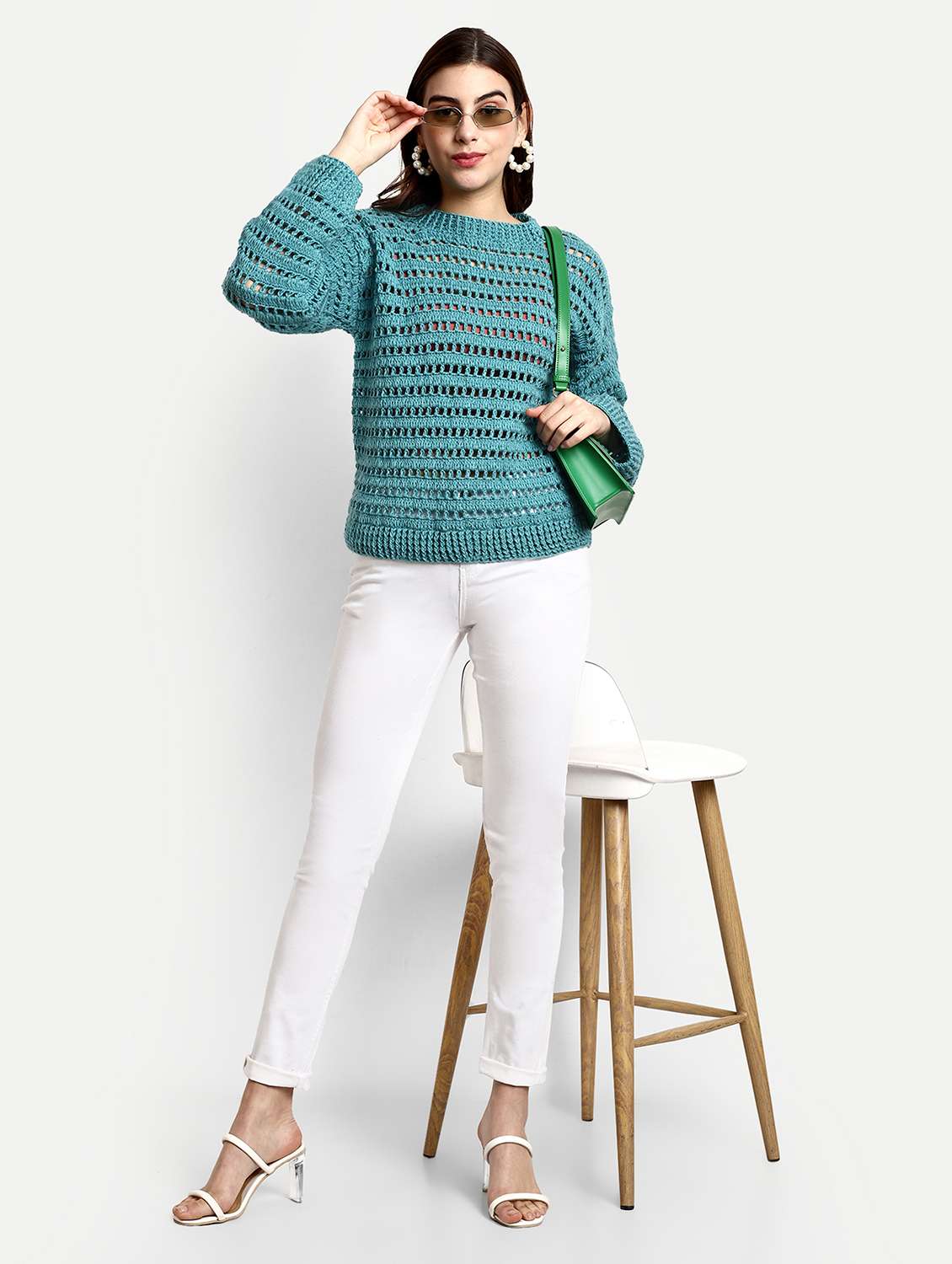 women round neck long sleeve pullover - 21688480 -  Standard Image - 3