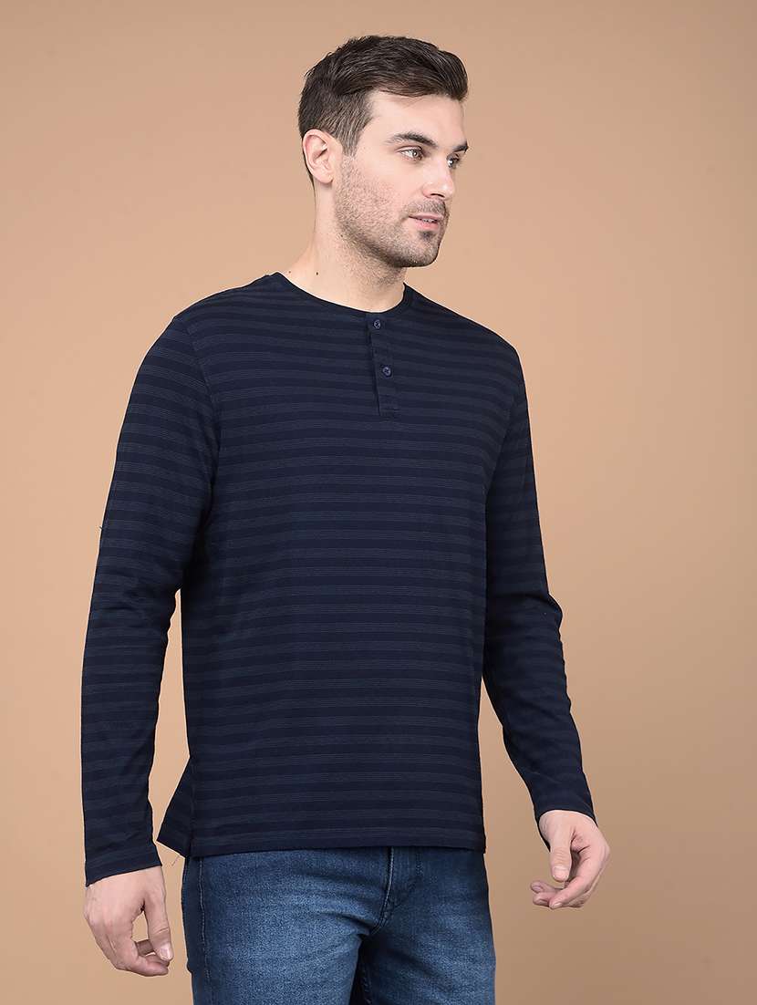 men round neck striped t-shirt