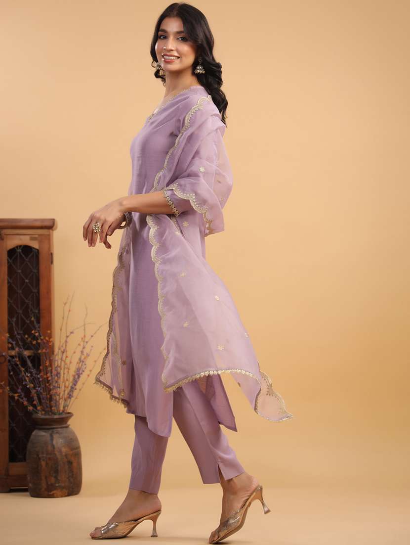 women three quarter sleeve kurta pant with dupatta set - 21688820 -  Standard Image - 3