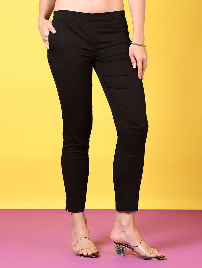 women solid mid rise tapered pant