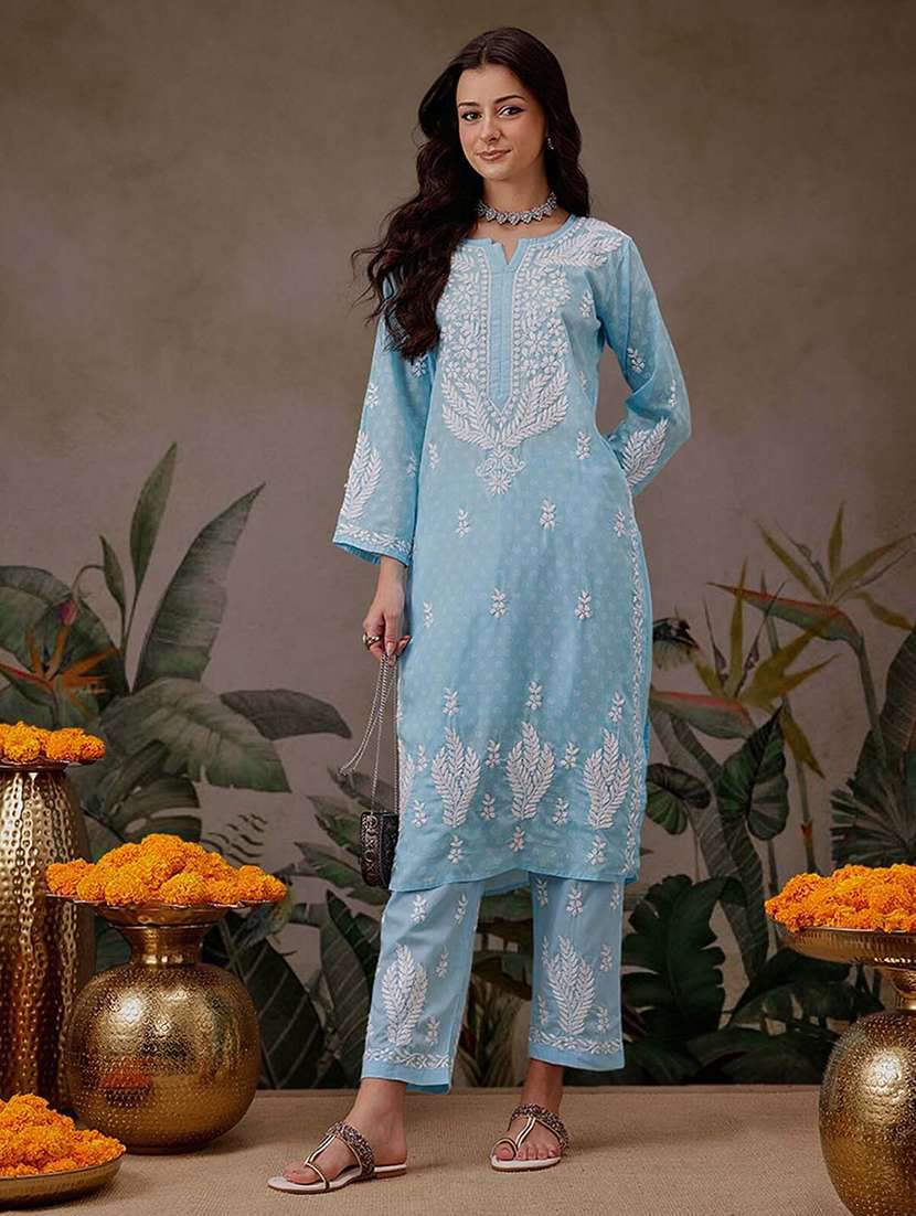 women solid with work notch neck kurta set - 21689696 -  Standard Image - 3