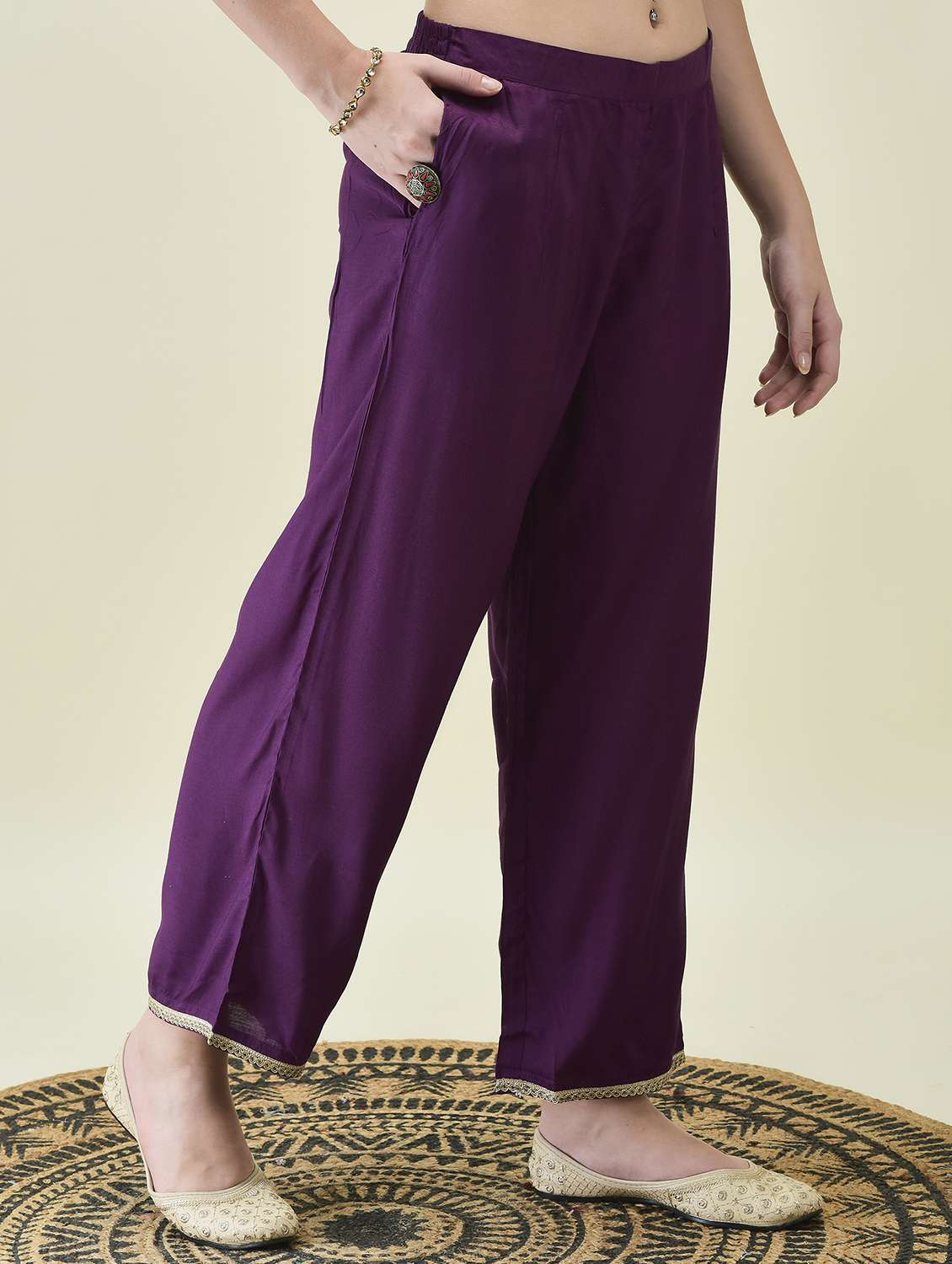 women three quarter sleeve kurta pant with dupatta set - 21689738 - Standard Image - 5