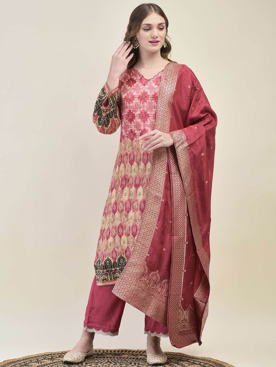 women pink long sleeve kurta pant with dupatta set - 21689748 - Zoom Image - 0