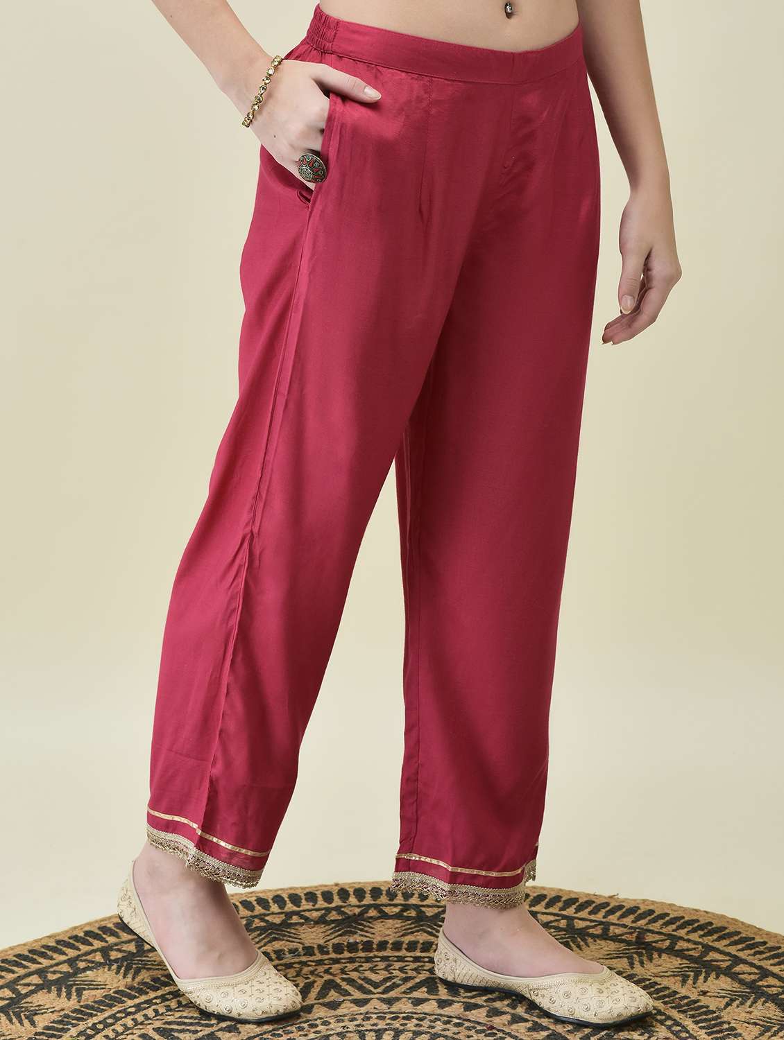 women three quarter sleeve kurta pant with dupatta set - 21689753 -  Standard Image - 5