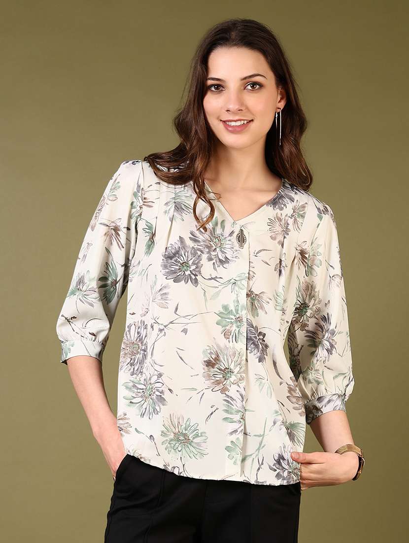 women white floral printed three quarter sleeve top