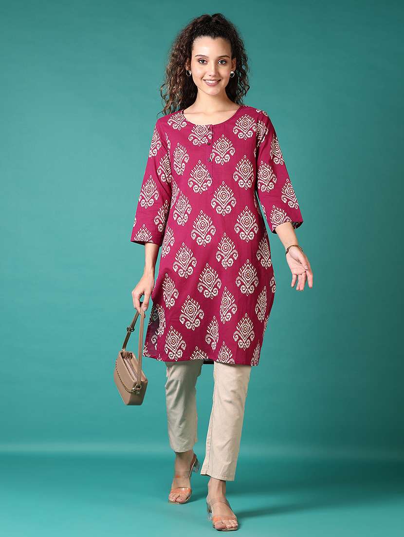 women printed three quarter sleeve straight kurta - 21690566 - Standard Image - 3