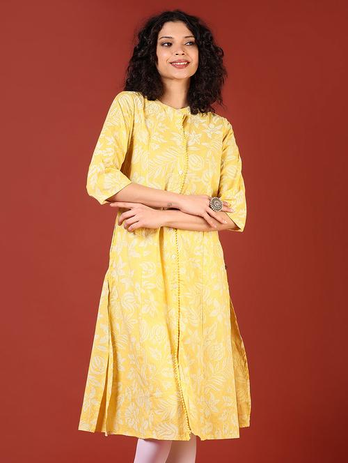 women printed mandarin neck kurta - 21690807 - Standard Image - 0