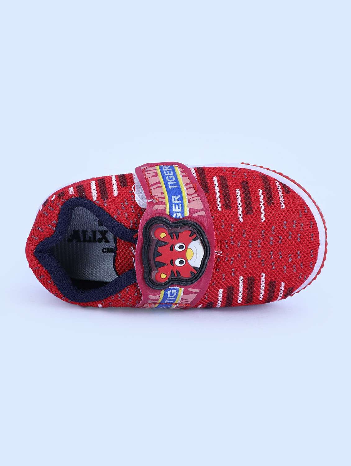 boys printed slip on shoes - 21691402 -  Standard Image - 3
