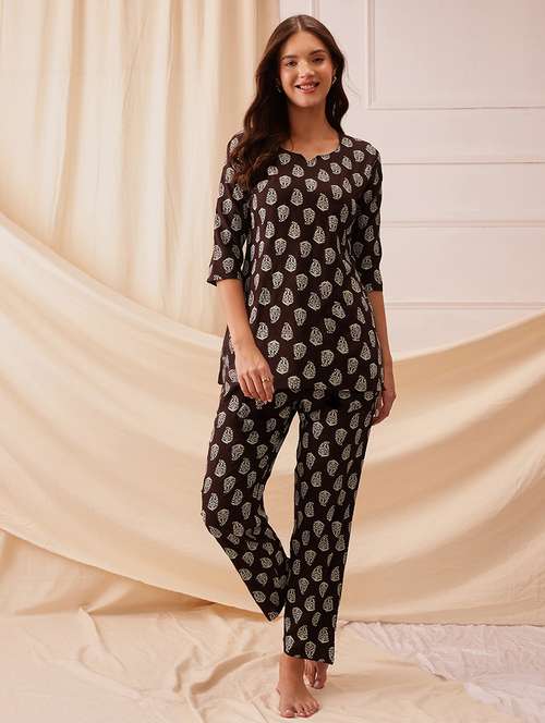 women printed three quarter sleeve nightwear set - 21692351 -  Standard Image - 0