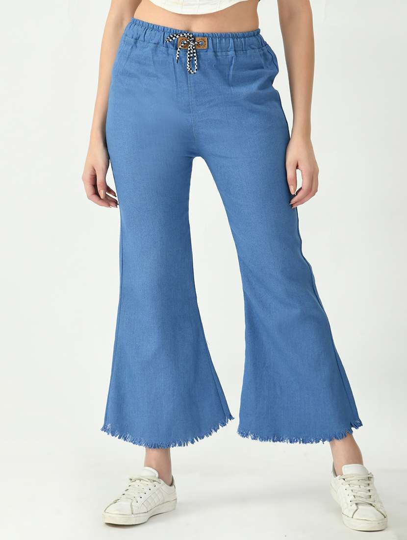women solid mid rise bootcut jean
