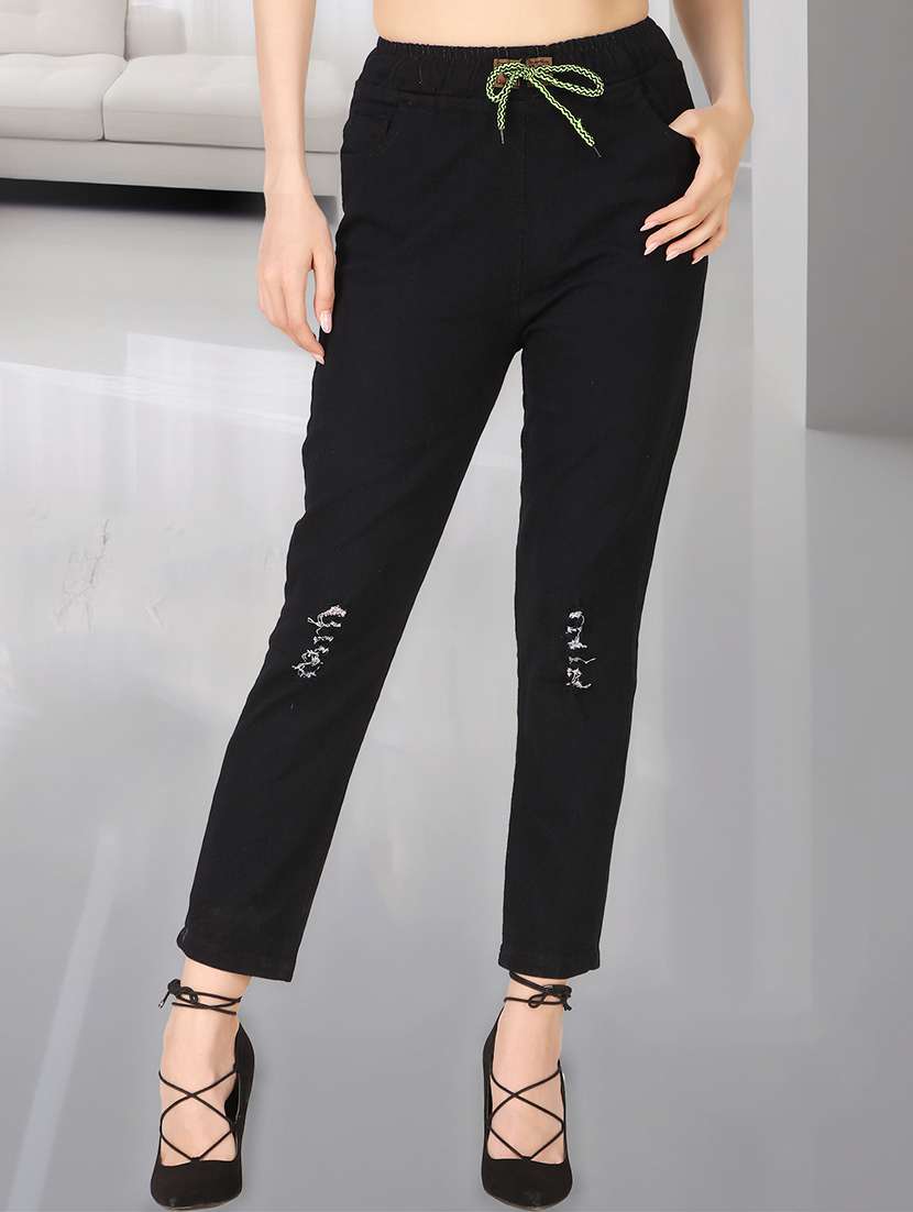 women solid mid rise slim fit jean