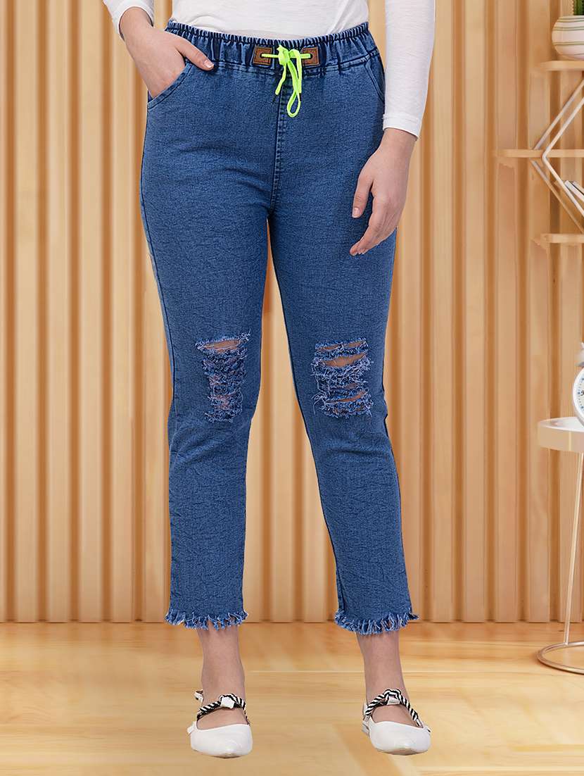 women distressed mid rise slim fit jean