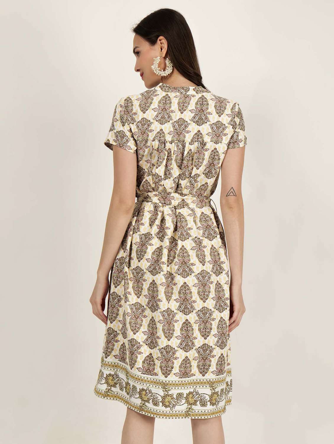 women printed short sleeve a-line ethnic dress - 21693372 - Standard Image - 3