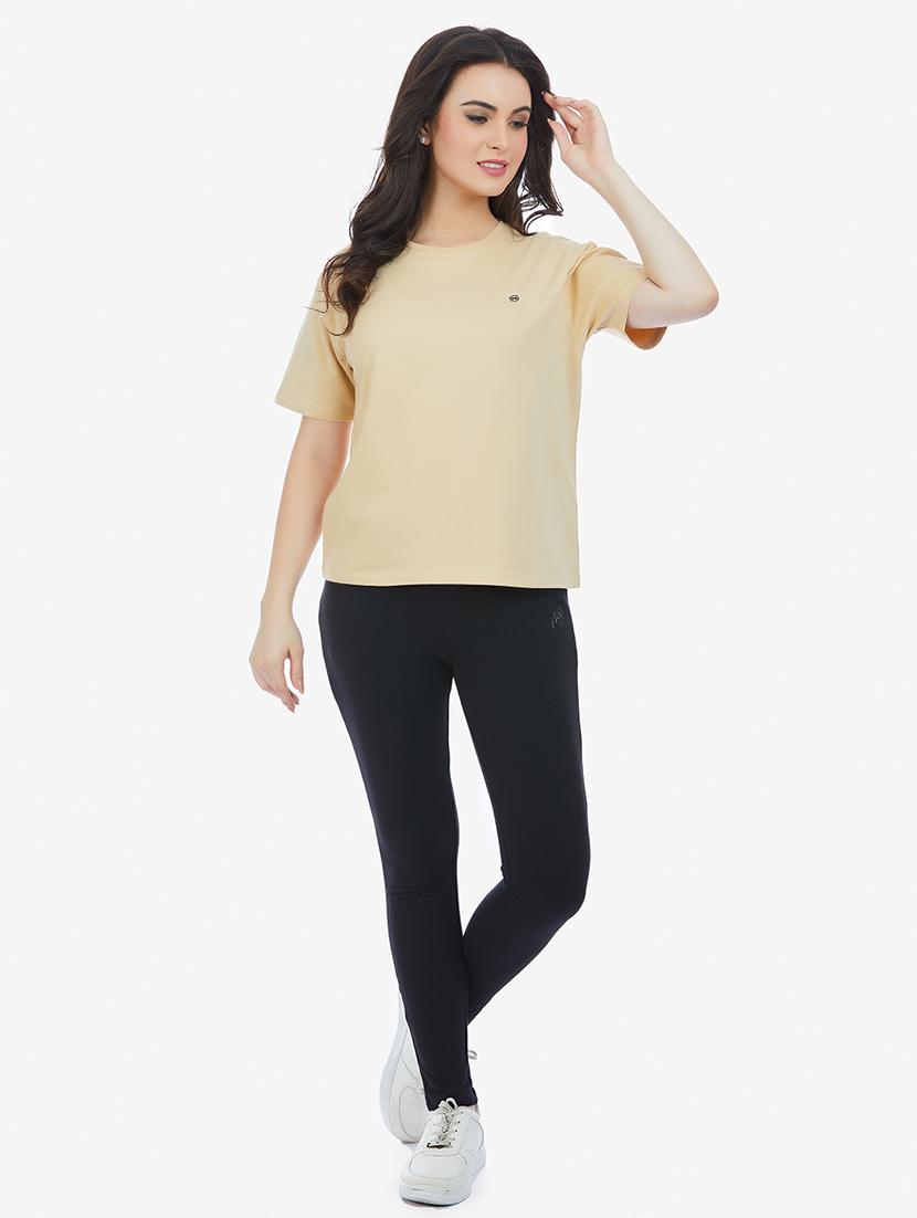 women round neck short sleeve t-shirt - 21693618 - Standard Image - 3