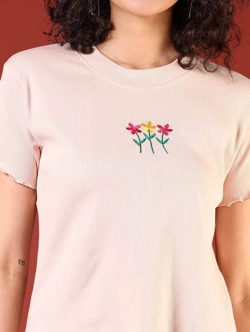 women plain short sleeves regular t-shirt - 21693721 -  Standard Image - 5