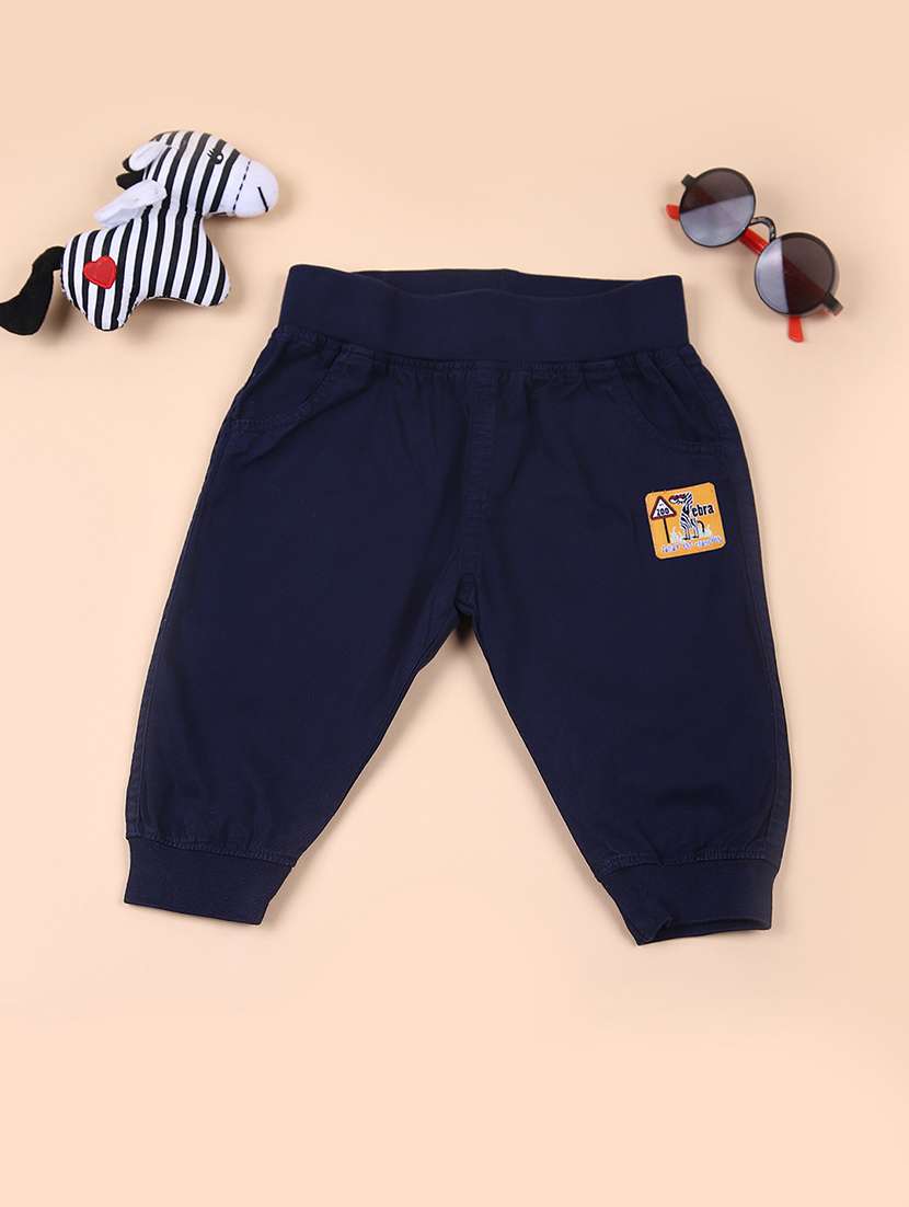 boys solid mid rise jogger