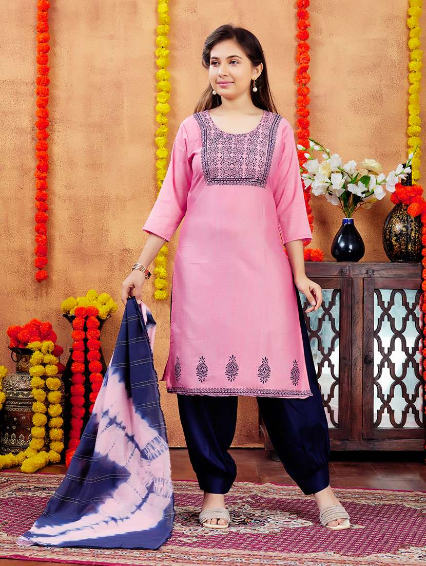 girls embroidered round neck straight kurta