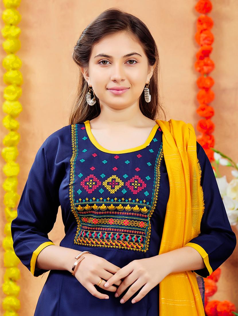 girls embroidered round neck straight kurta - 21694879 - Standard Image - 5