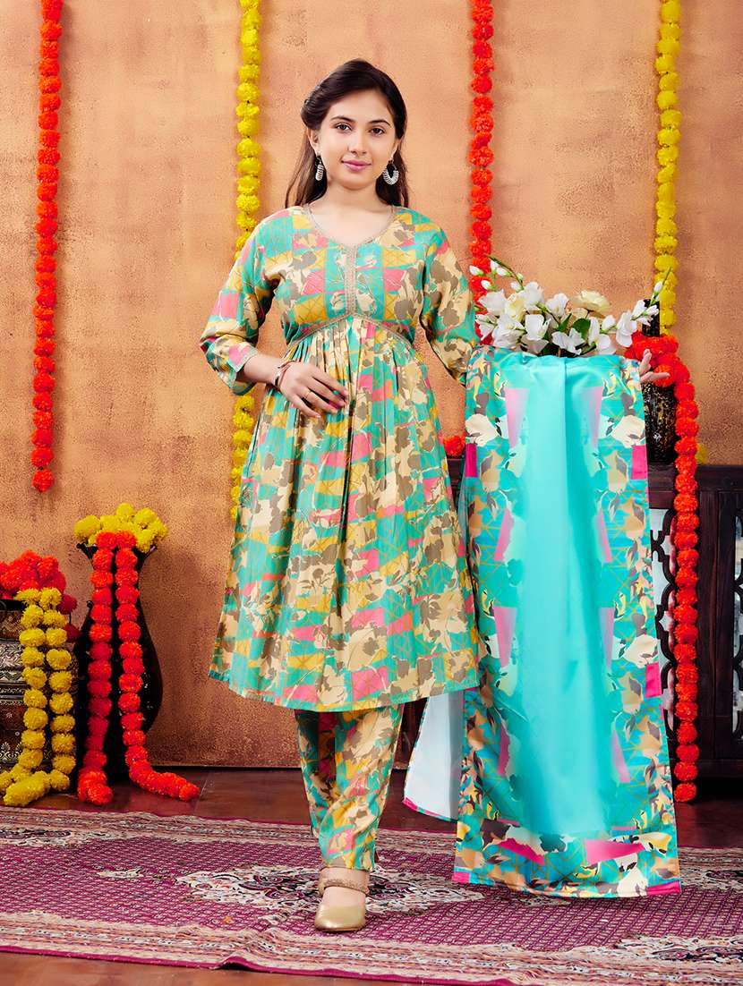 girls printed v neck a-line kurta