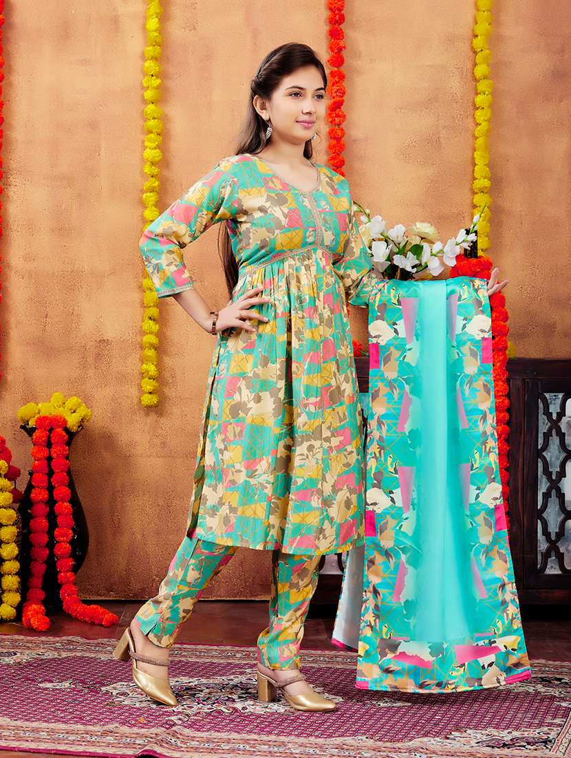 girls printed v neck a-line kurta - 21694888 -  Standard Image - 3