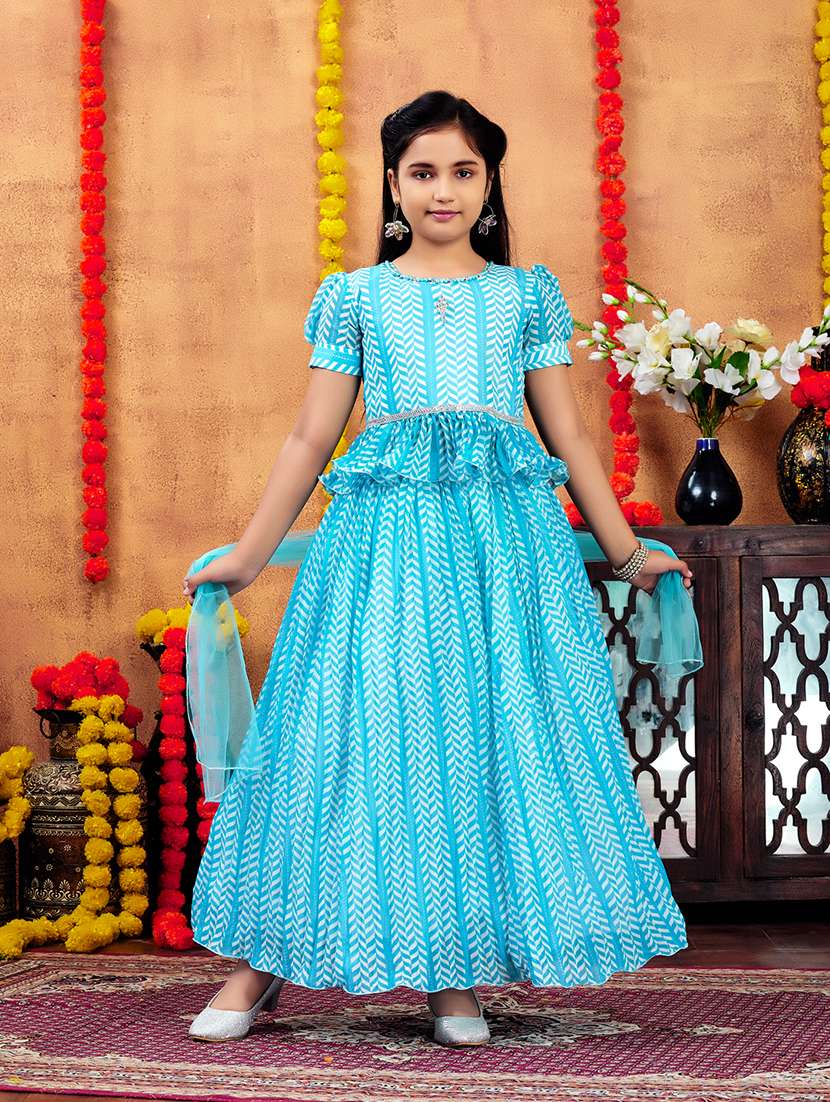girls printed lehenga choli with dupatta