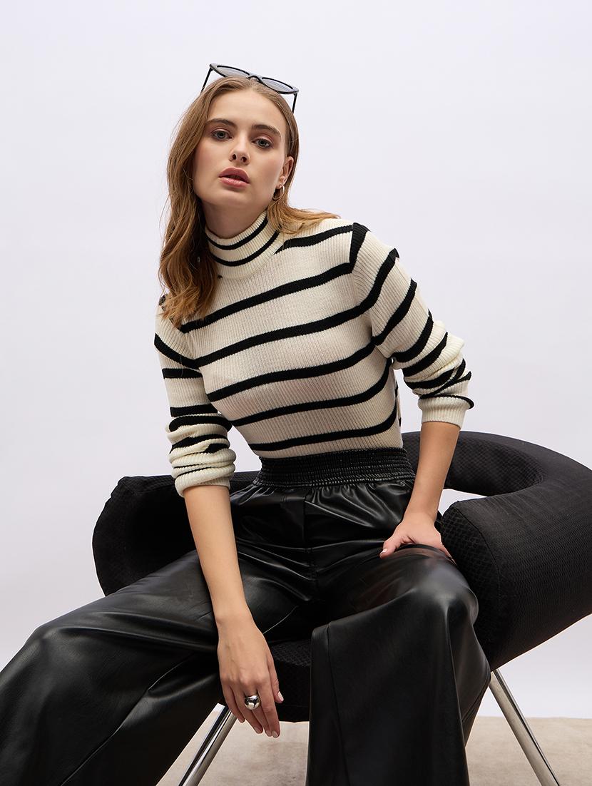 women acrylic long sleeve pullover - 21695397 - Standard Image - 3