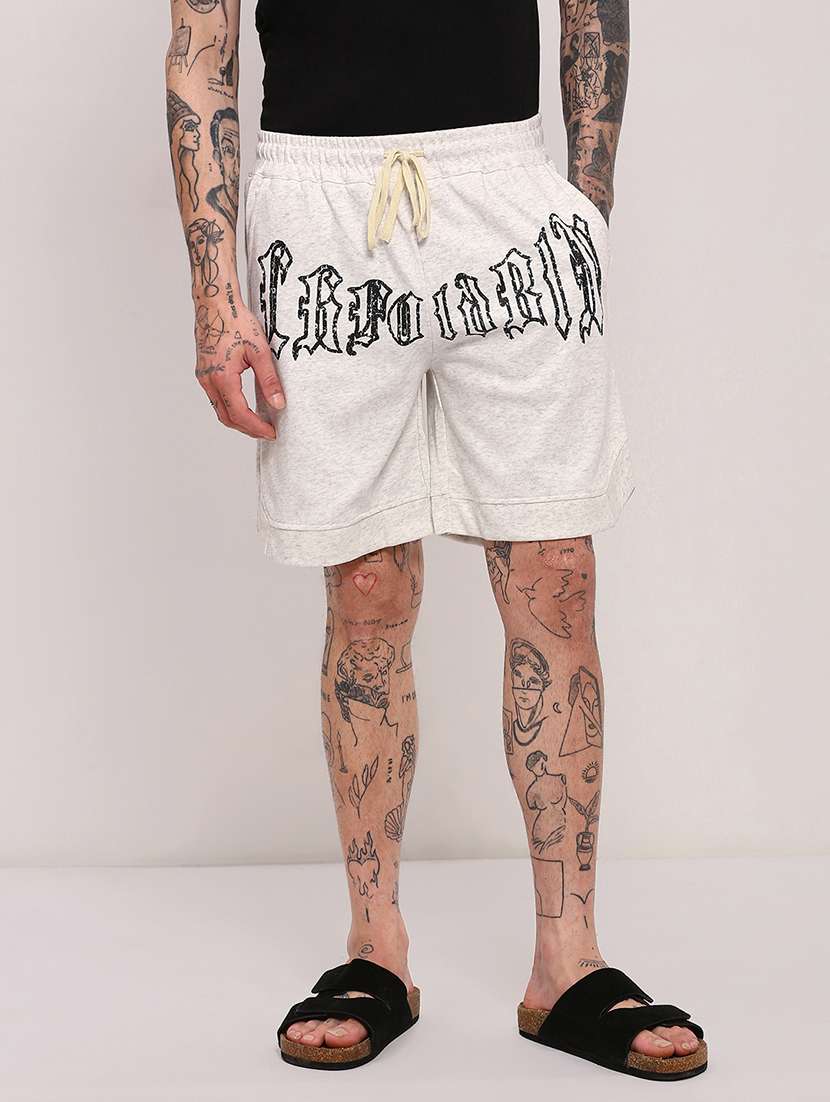 men typographic mid rise regular fit shorts