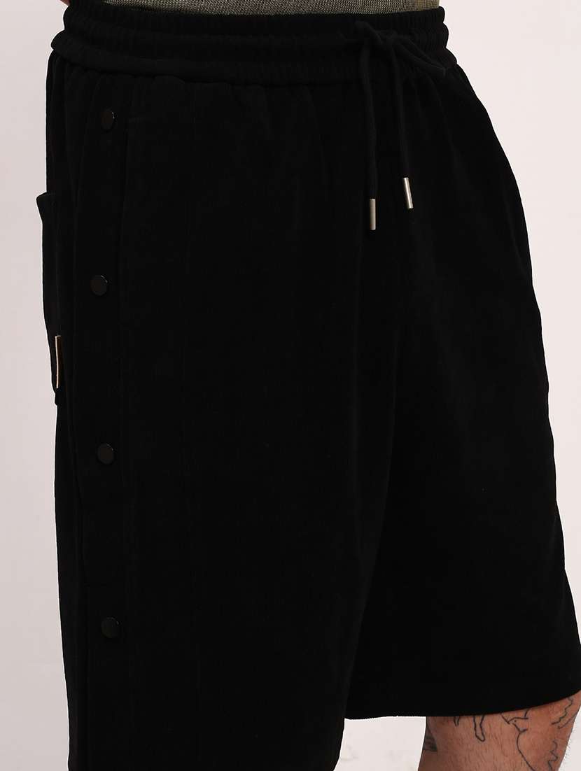 men solid mid rise regular fit shorts - 21696081 -  Standard Image - 5