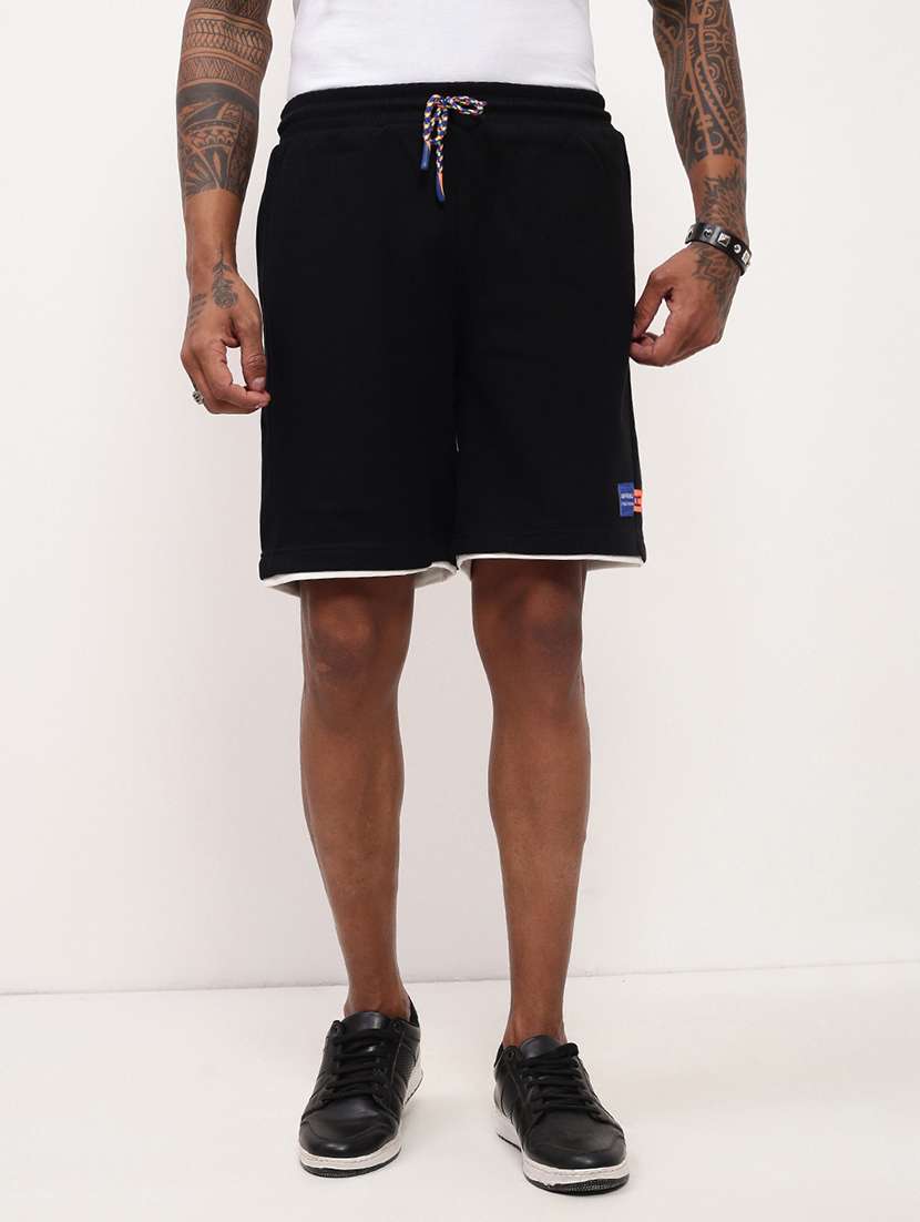 men solid mid rise regular fit shorts - 21696092 -  Zoom Image - 0