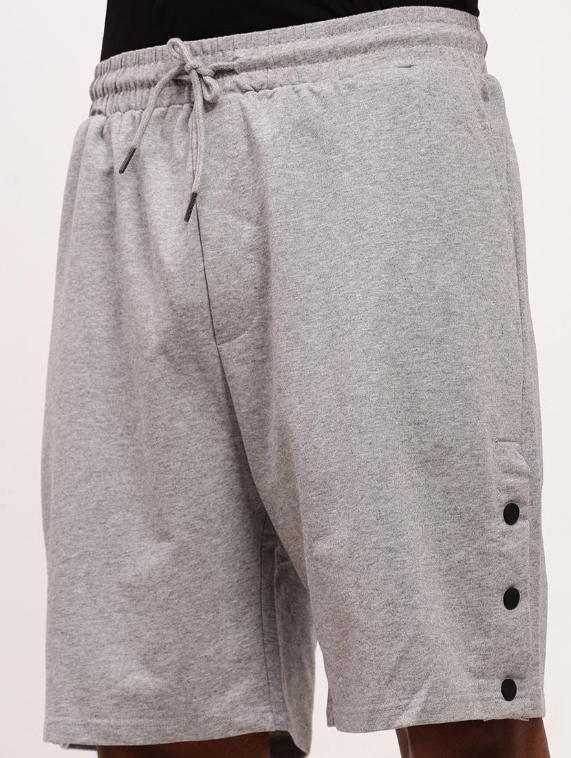 men solid mid rise regular fit shorts - 21696093 - Standard Image - 5