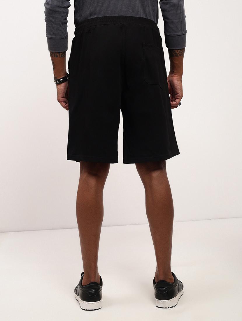 men solid mid rise regular fit shorts - 21696094 - Standard Image - 3