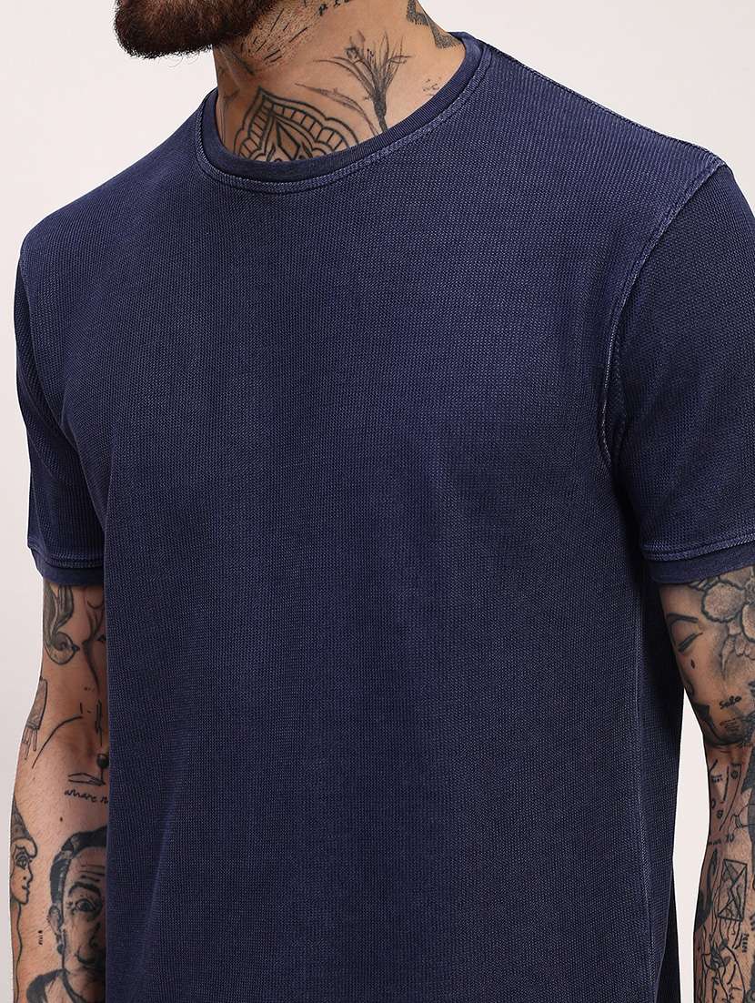men solid short sleeve slim fit t-shirt - 21696221 - Standard Image - 5
