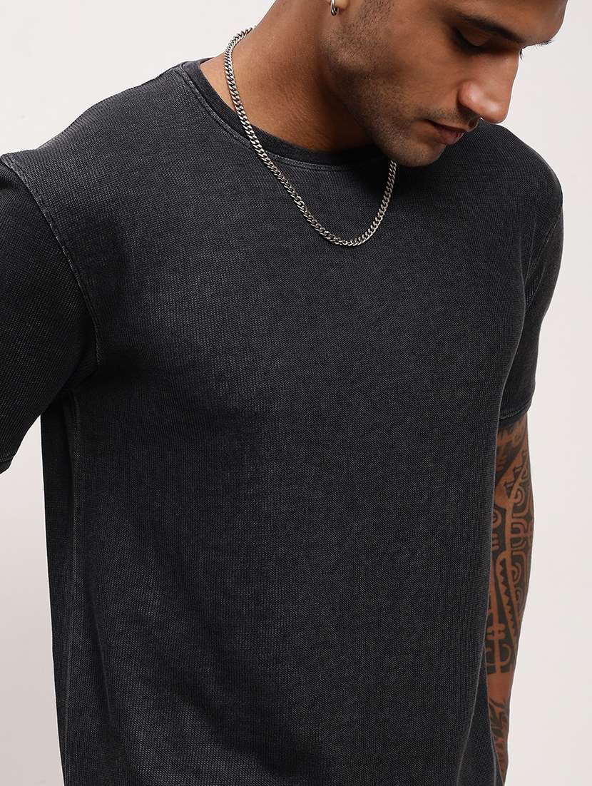 men solid short sleeve slim fit t-shirt - 21696222 - Standard Image - 5