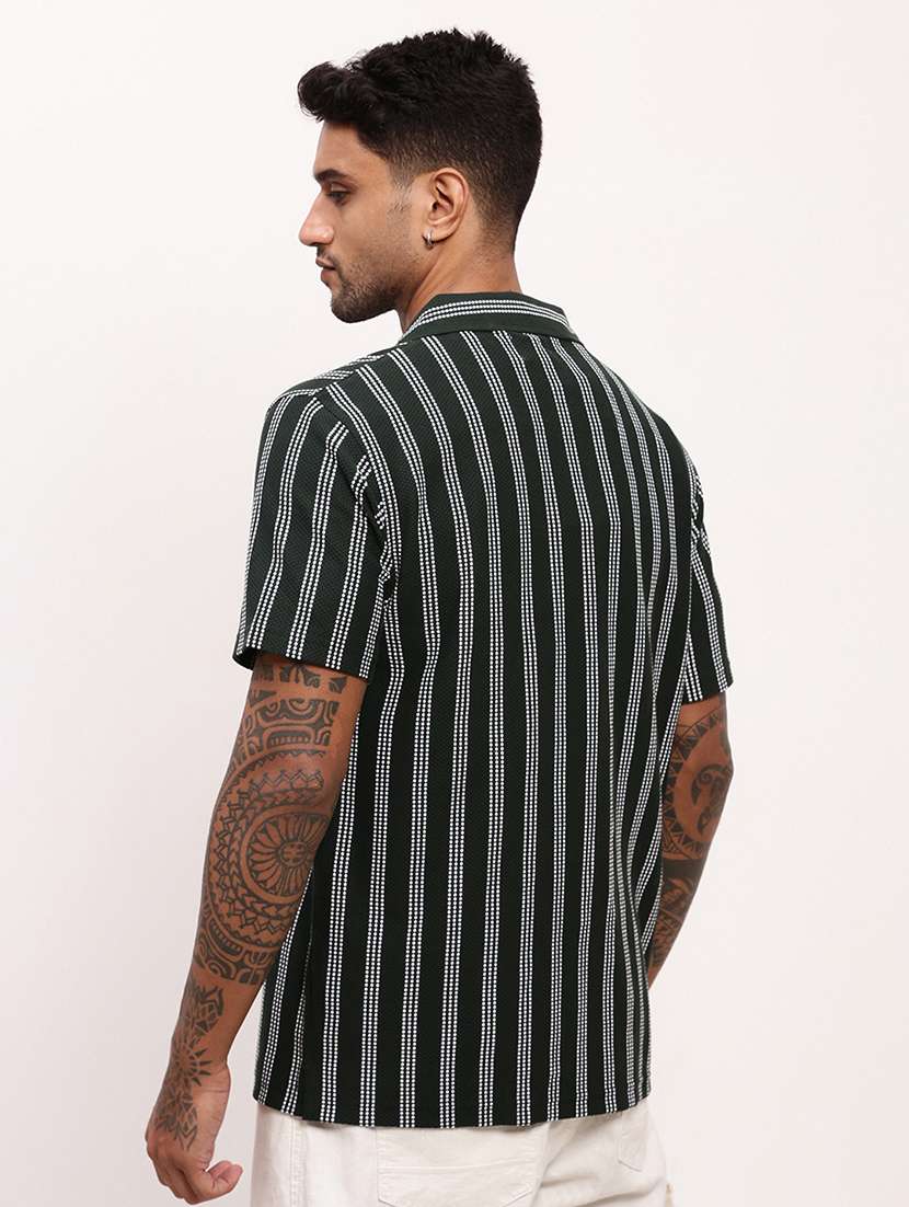 men striped short sleeves casual shirt - 21696309 -  Standard Image - 3