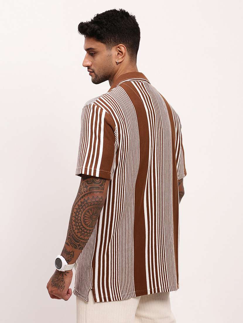 men striped short sleeves casual shirt - 21696312 -  Standard Image - 3