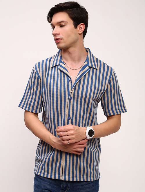men striped short sleeves casual shirt - 21696330 -  Standard Image - 0