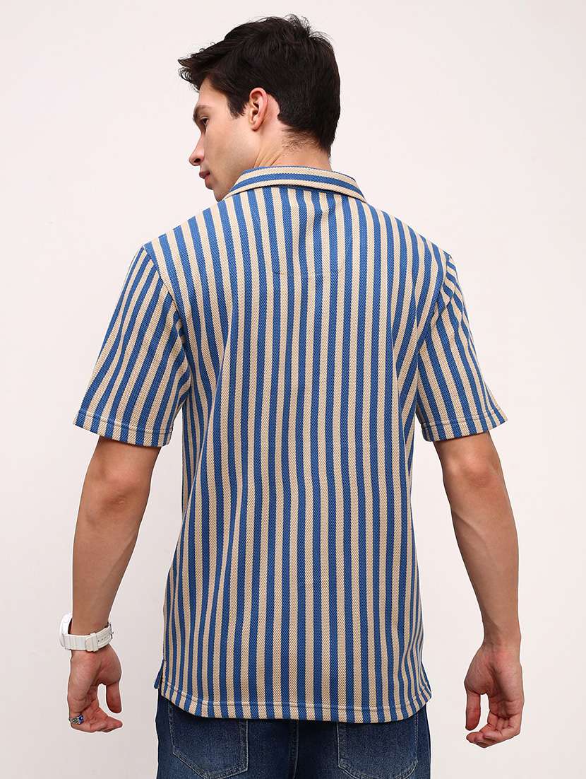 men striped short sleeves casual shirt - 21696330 -  Standard Image - 3