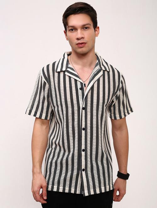 men striped short sleeves casual shirt - 21696335 - Standard Image - 0