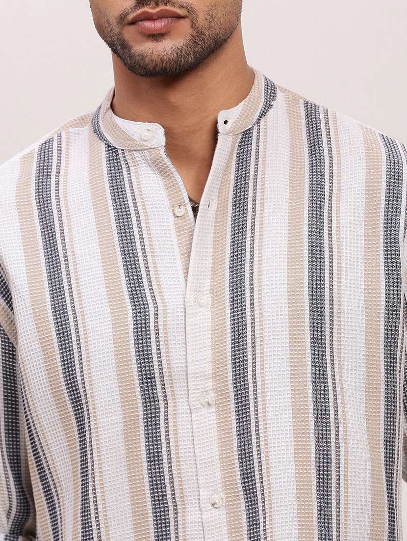men striped long sleeves casual shirt - 21696357 -  Standard Image - 5