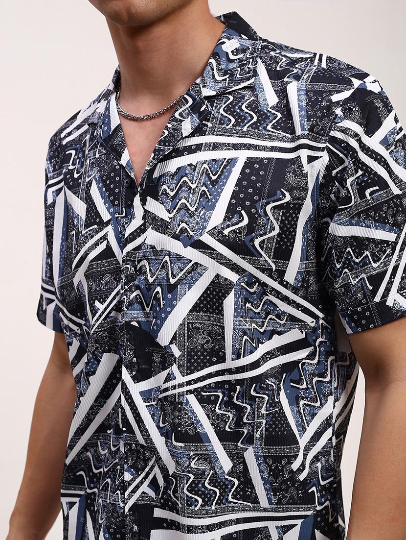 men abstract printed short sleeves casual shirt - 21696367 - Standard Image - 5