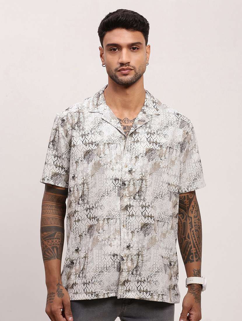 men geometric printed short sleeves casual shirt - 21696394 -  Zoom Image - 0