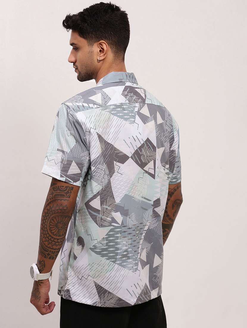men abstract printed short sleeves casual shirt - 21696398 -  Standard Image - 3