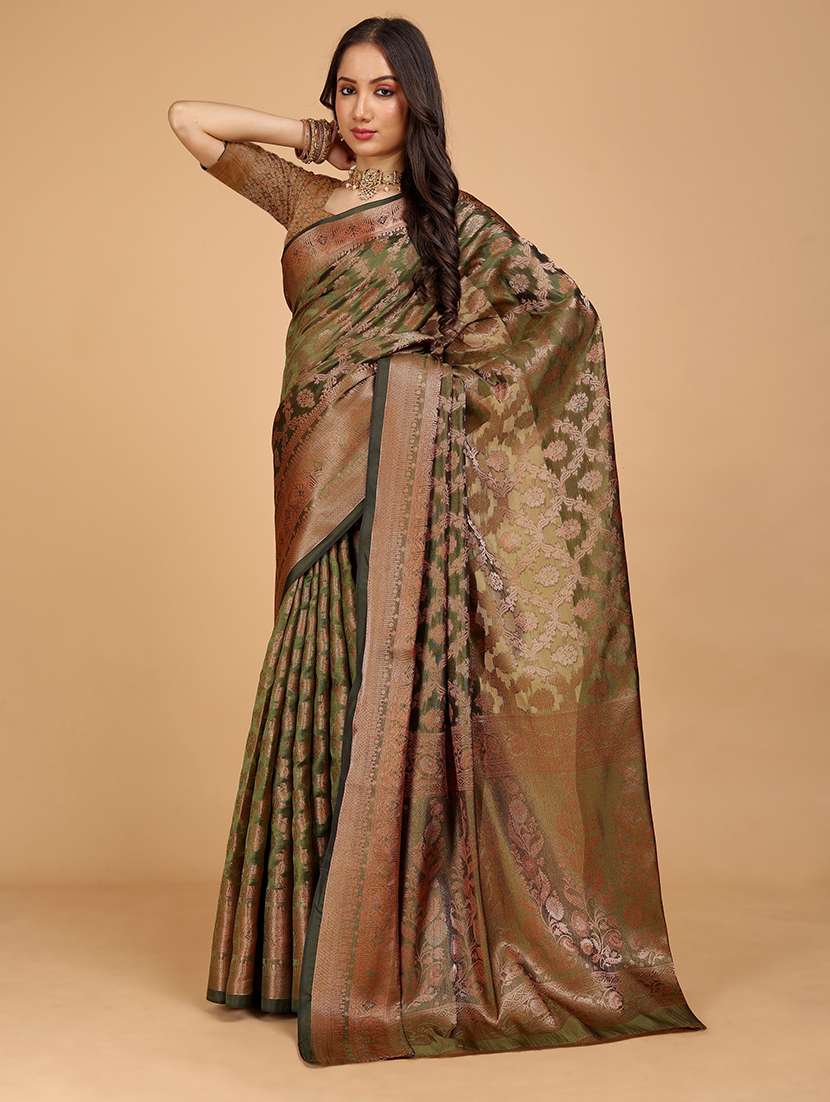 women self design banarasi saree