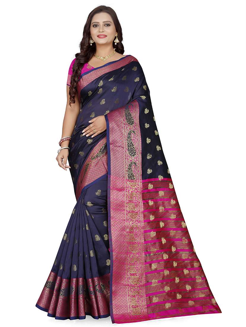 women self designed bordered saree