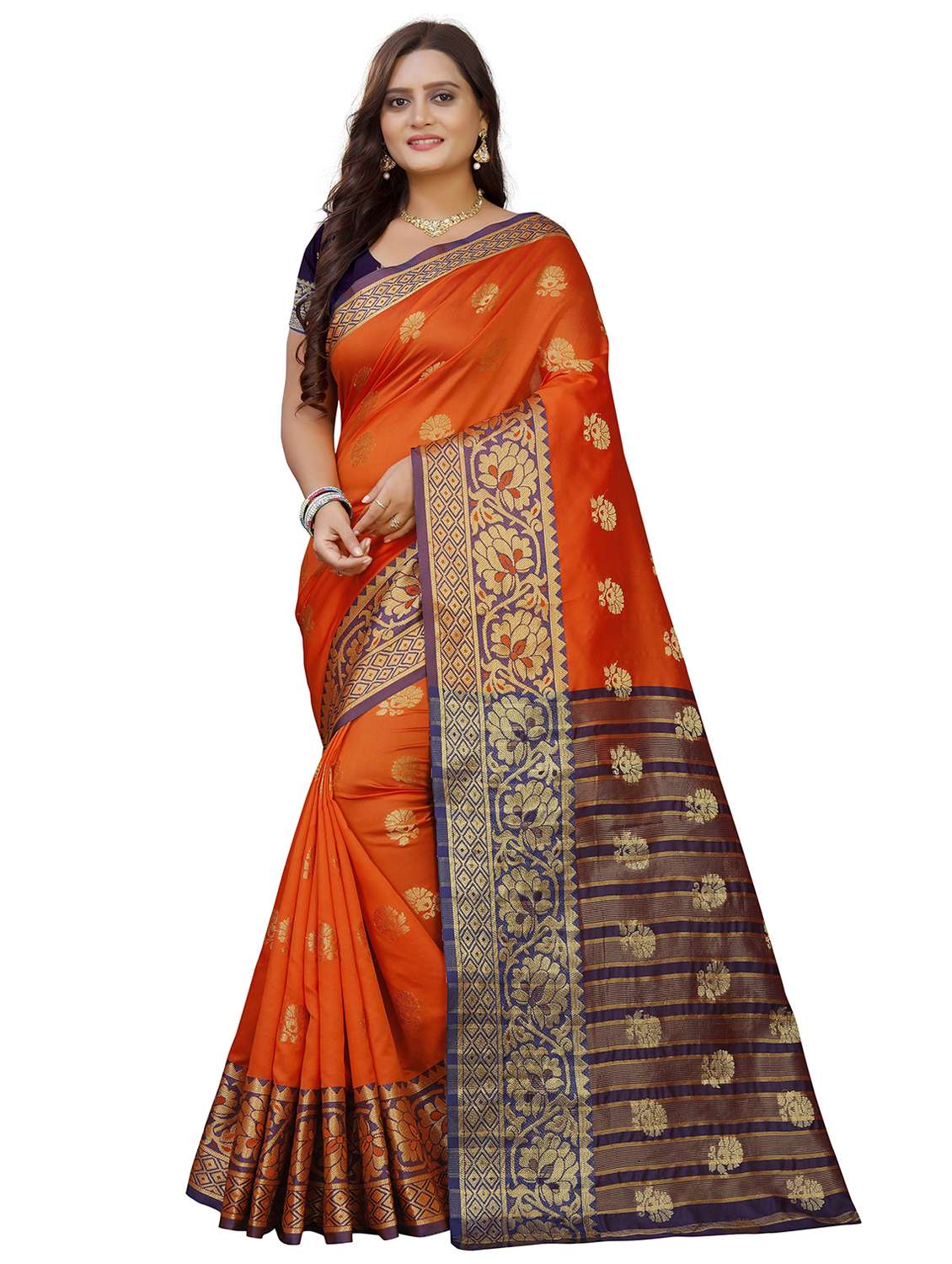 women self design banarasi saree