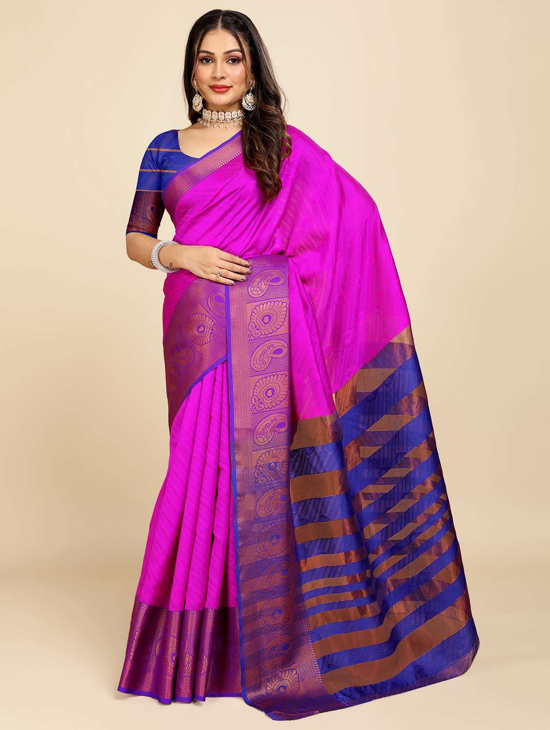 women self design banarasi saree