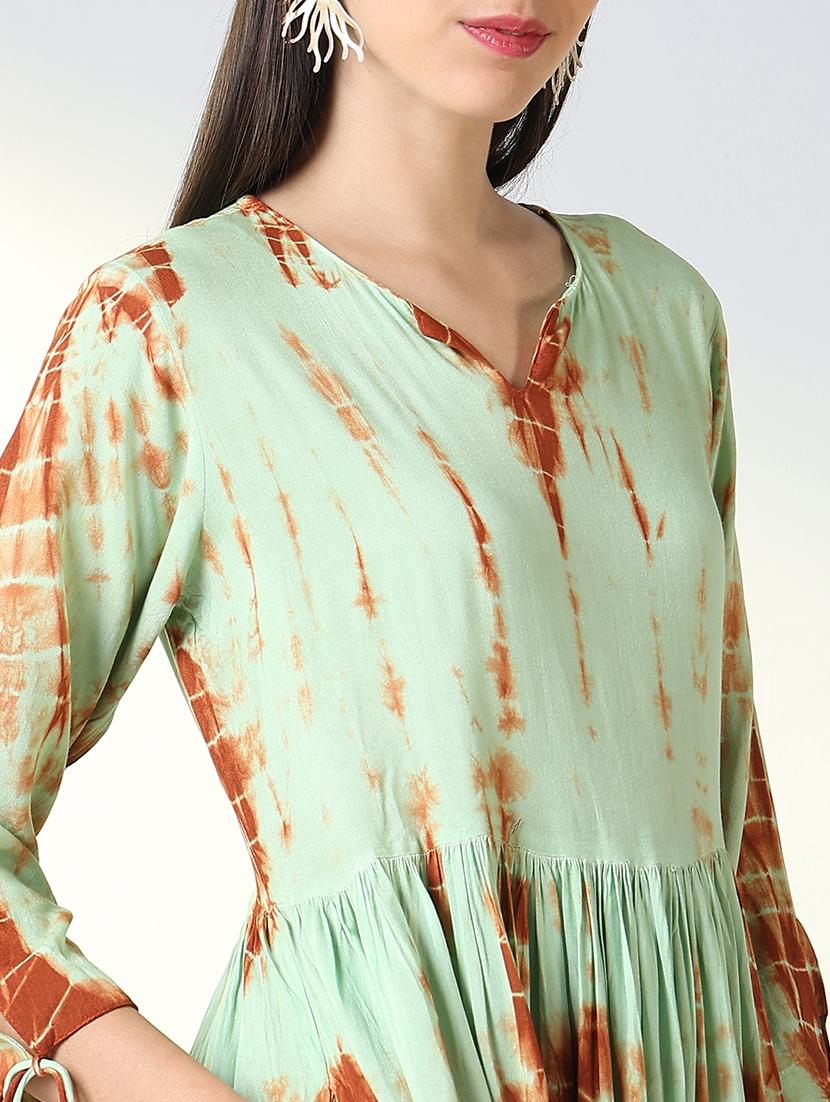 women three quarter sleeve anarkali kurta - 21696978 - Standard Image - 5