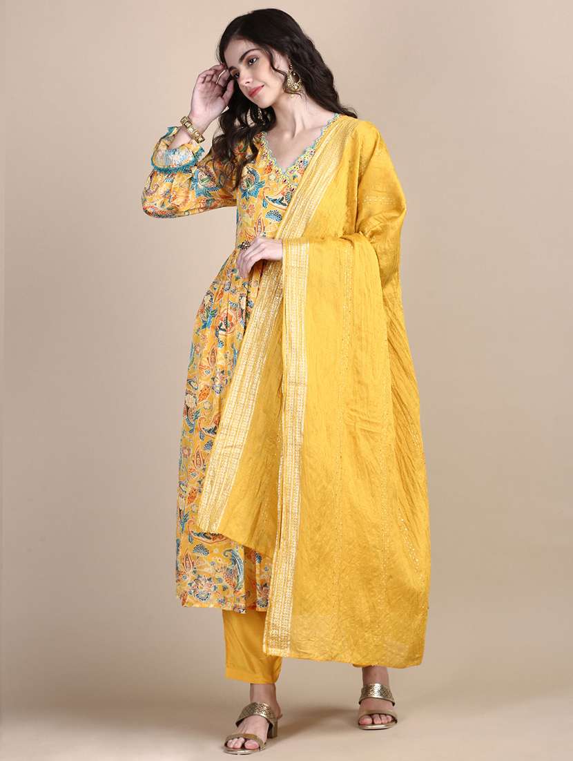 women paisley long sleeve kurta pant with dupatta set - 21697102 -  Zoom Image - 0